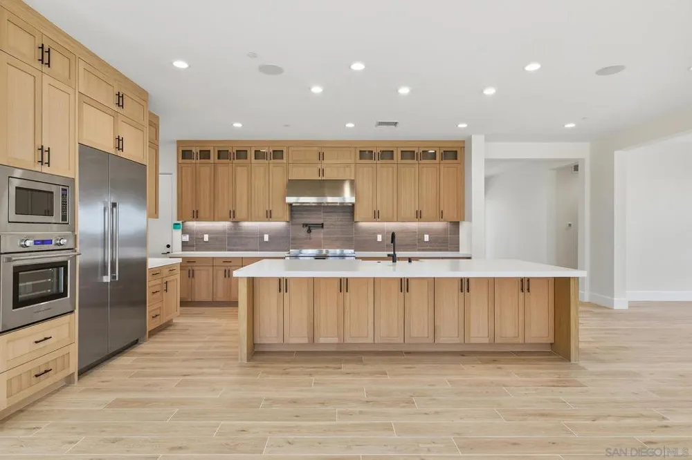 425 Bell Ranch Road Solana Beach, CA 92075