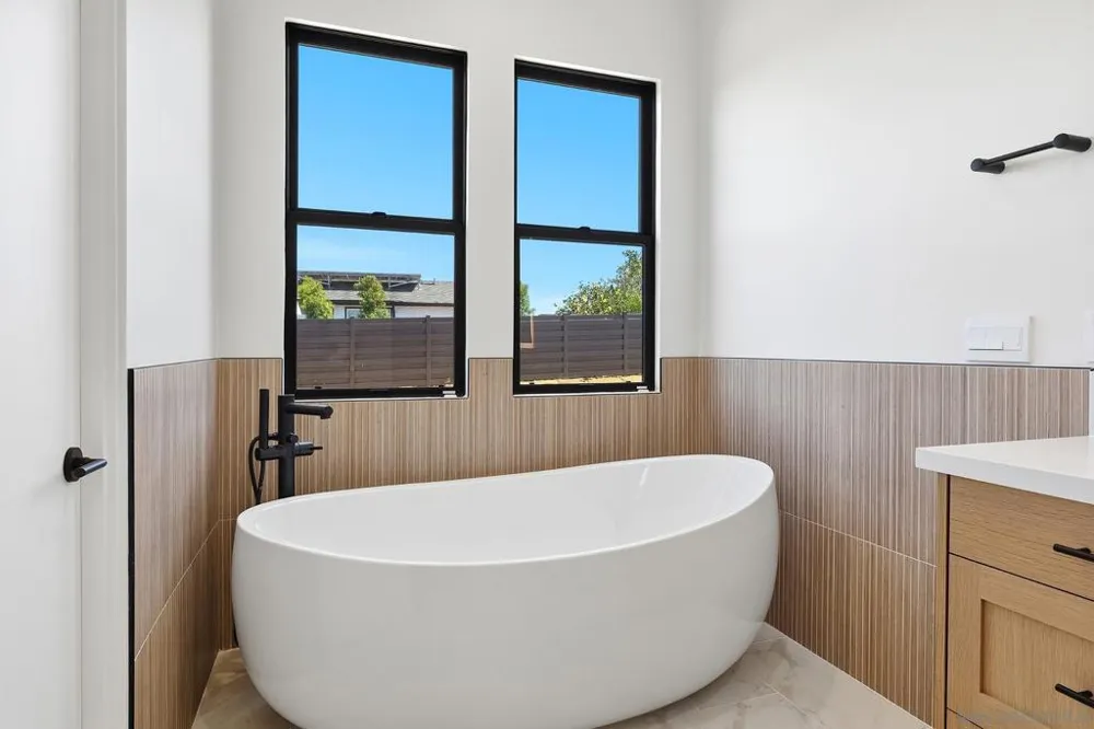 425 Bell Ranch Road Solana Beach, CA 92075