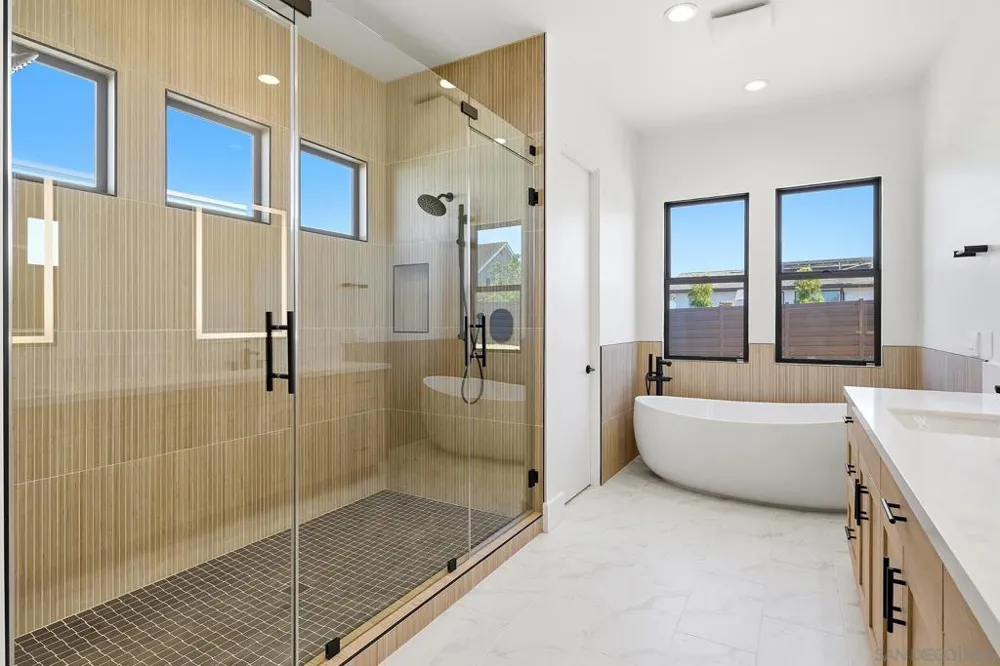 425 Bell Ranch Road Solana Beach, CA 92075