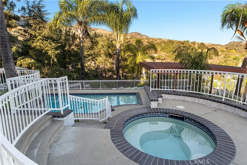 346 Morgan Ranch Glendora, CA 91741