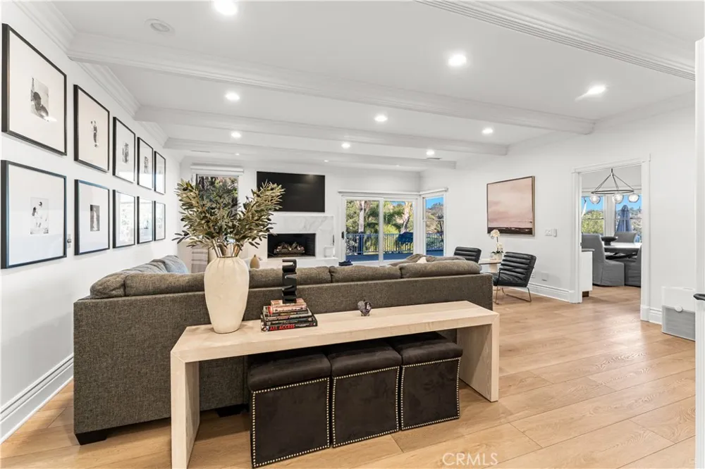 346 Morgan Ranch Glendora, CA 91741