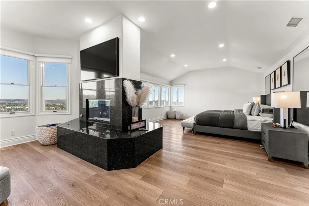 346 Morgan Ranch Glendora, CA 91741