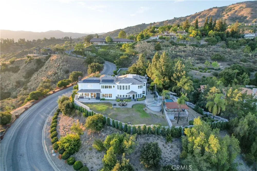 346 Morgan Ranch Glendora, CA 91741