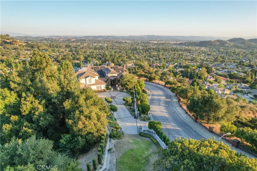 346 Morgan Ranch Glendora, CA 91741