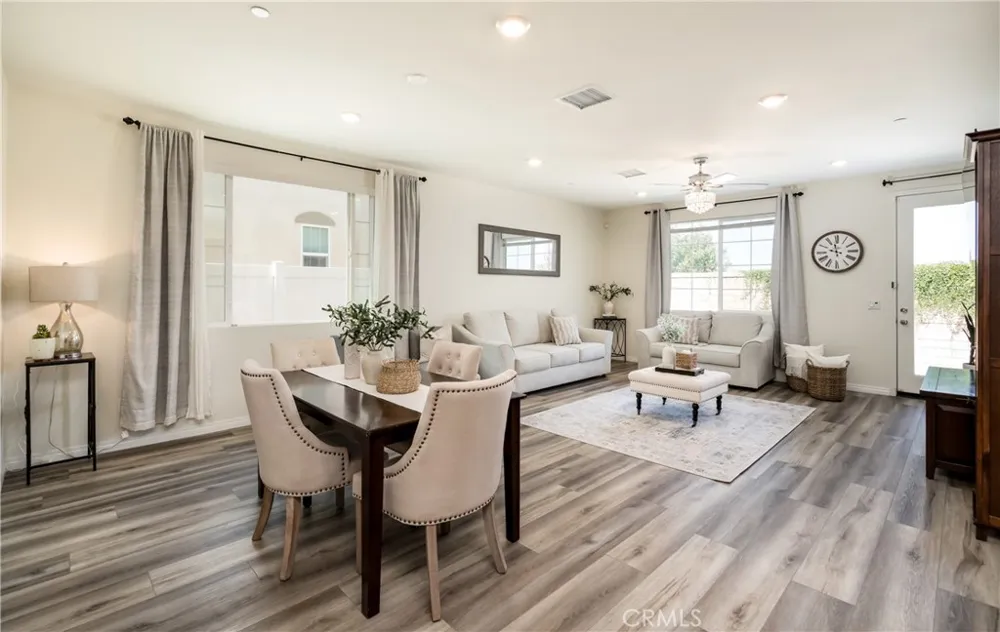 1919 Rodeo Drive Hemet, CA 92545