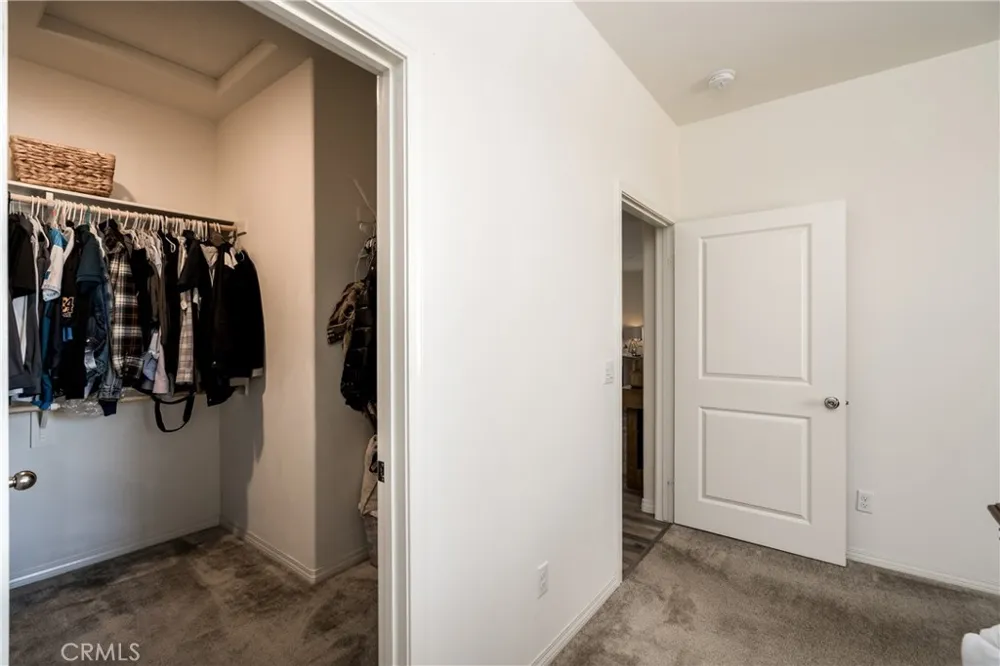 1919 Rodeo Drive Hemet, CA 92545
