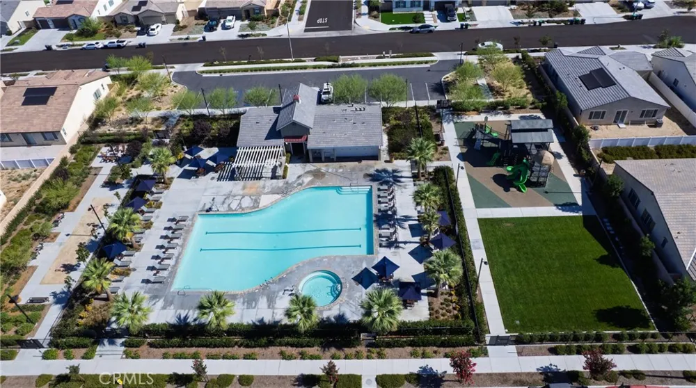1919 Rodeo Drive Hemet, CA 92545