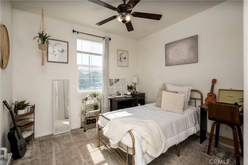 1919 Rodeo Drive Hemet, CA 92545