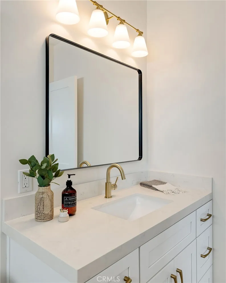 424 36th Street Manhattan Beach, CA 90266