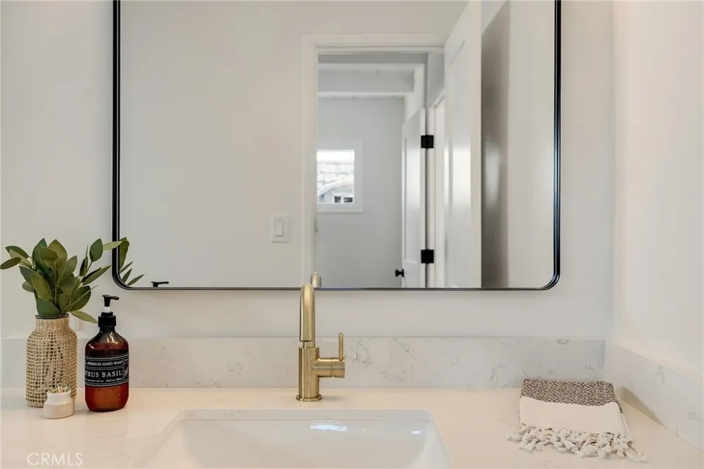 424 36th Street Manhattan Beach, CA 90266