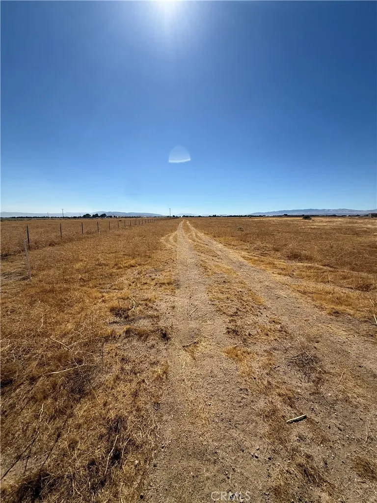 Vic Ave D4 Antelope Acres, CA 93536