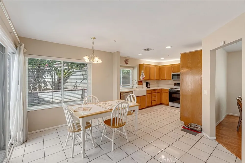 11737 Puerto Real Rd Fontana, CA 92337