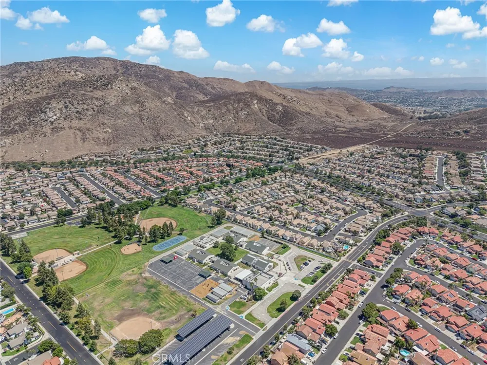 11737 Puerto Real Rd Fontana, CA 92337