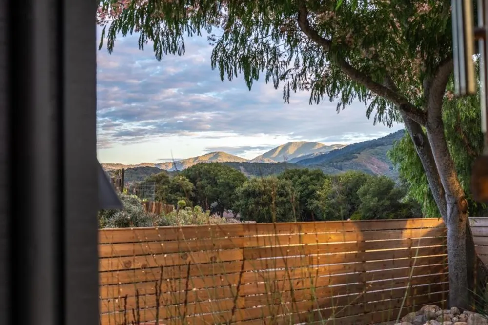 39 Lilac Lane Carmel Valley, CA 93924