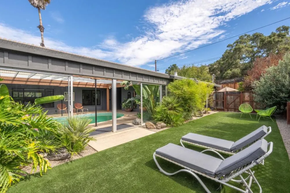 39 Lilac Lane Carmel Valley, CA 93924