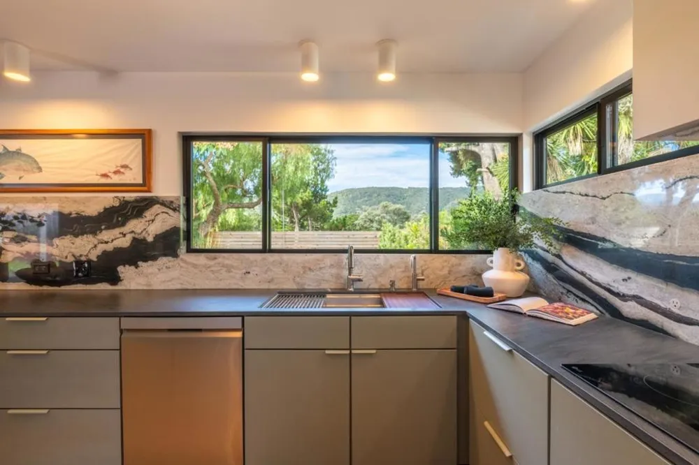39 Lilac Lane Carmel Valley, CA 93924
