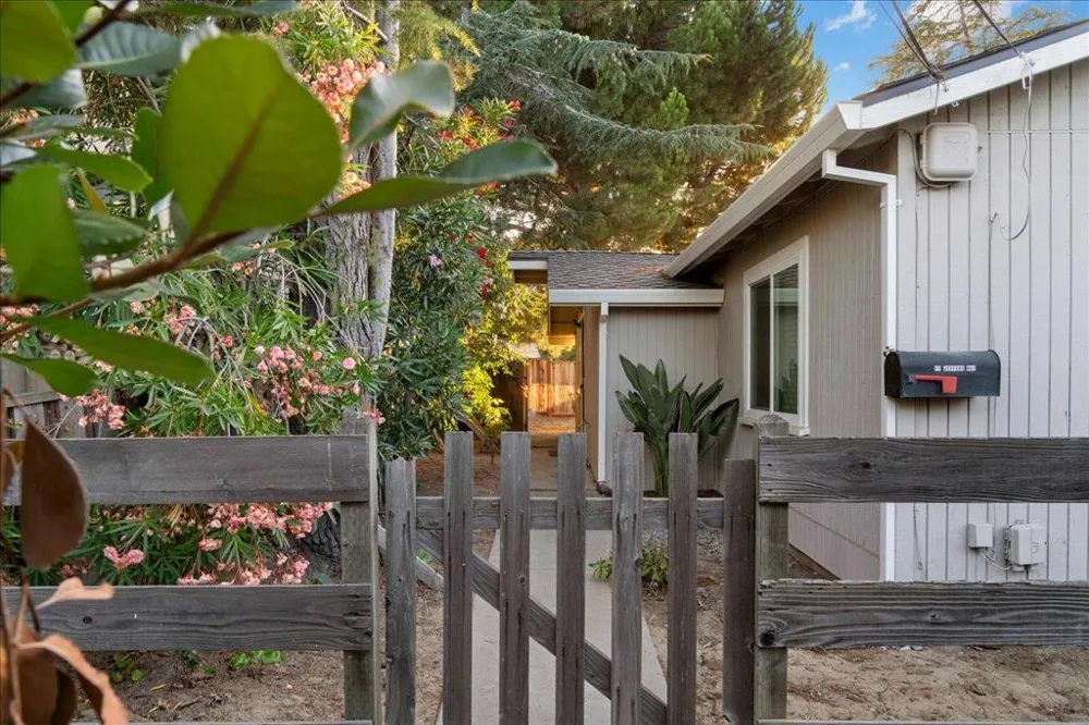 190 W Campbell Avenue Campbell, CA 95008
