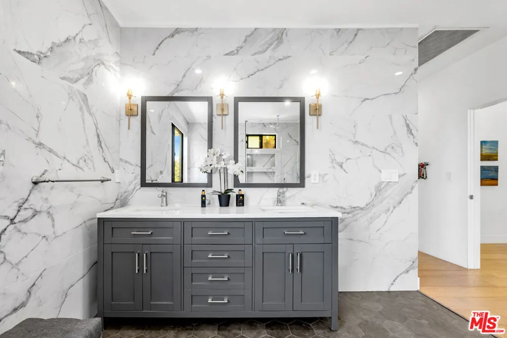 4841 Minden Place Los Angeles, CA 90041