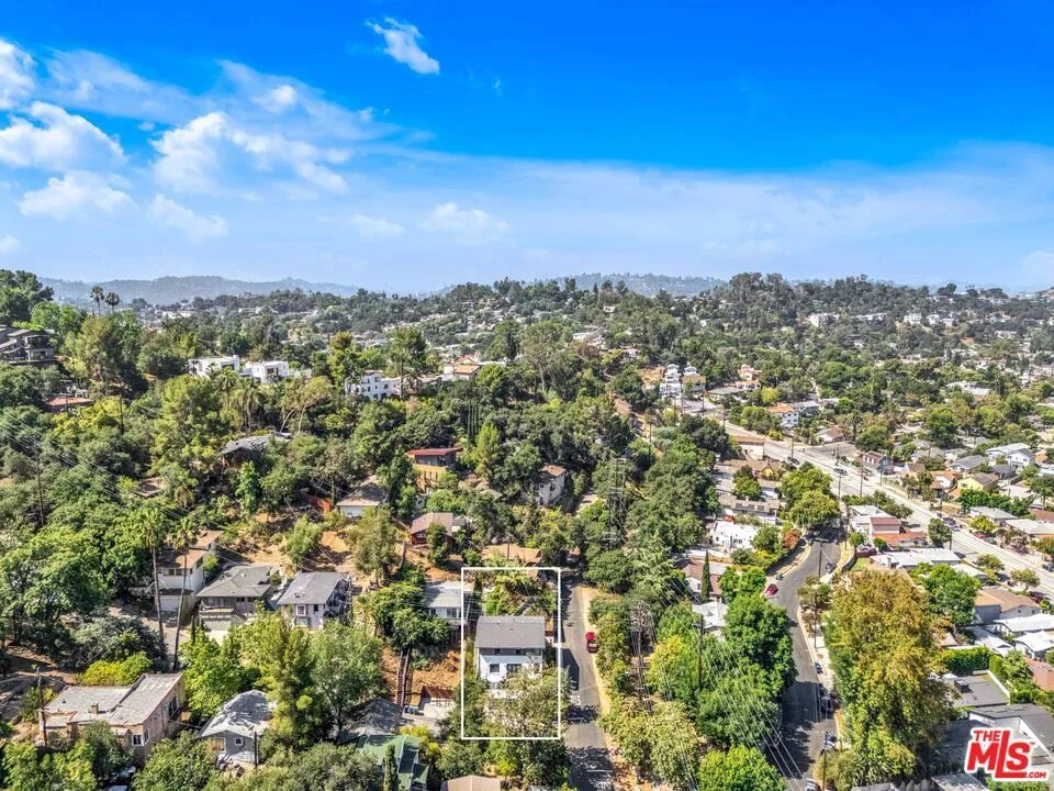 4841 Minden Place Los Angeles, CA 90041