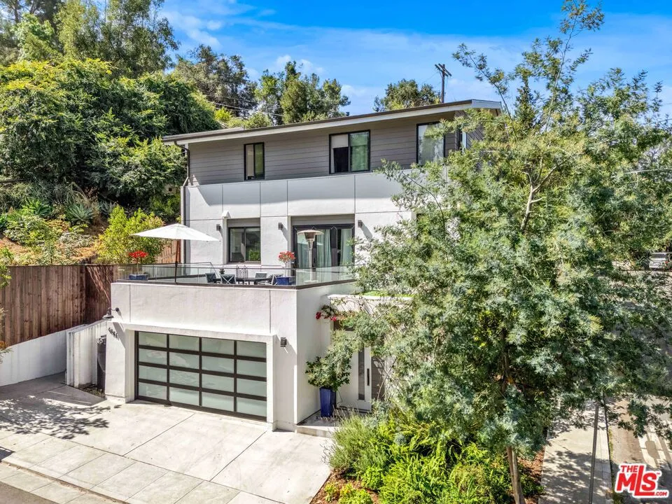 4841 Minden Place Los Angeles, CA 90041