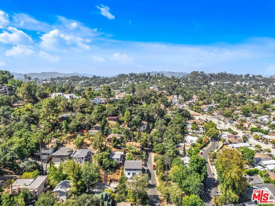 4841 Minden Place Los Angeles, CA 90041