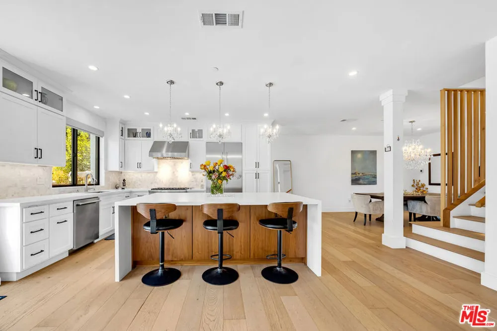 4841 Minden Place Los Angeles, CA 90041
