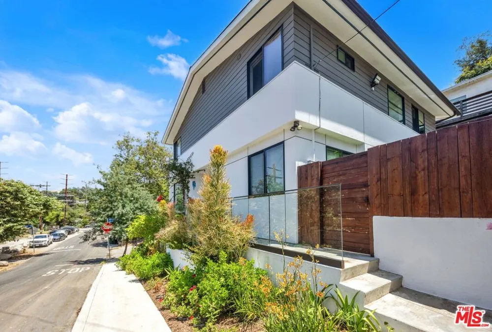 4841 Minden Place Los Angeles, CA 90041
