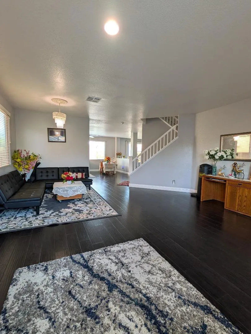 2517 JAYDEN WAY Stockton, CA 95212