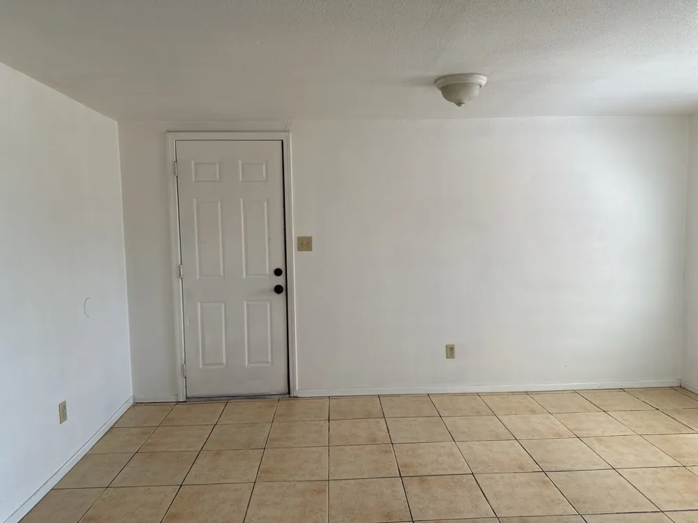 16821 Batson Road Victorville, CA 92395
