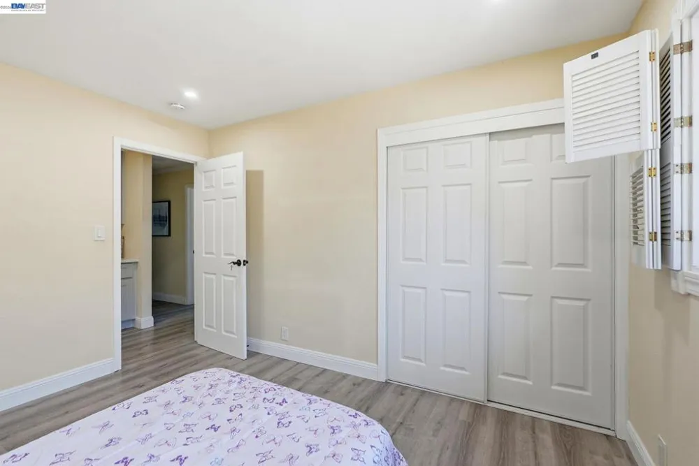 1204 Vistagrand Dr San Leandro, CA 94577