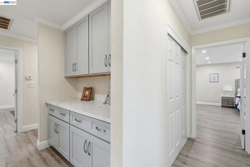 1204 Vistagrand Dr San Leandro, CA 94577