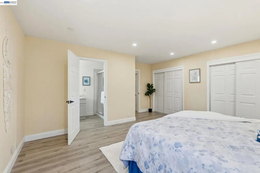 1204 Vistagrand Dr San Leandro, CA 94577