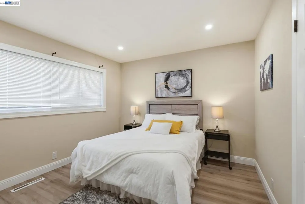 1204 Vistagrand Dr San Leandro, CA 94577