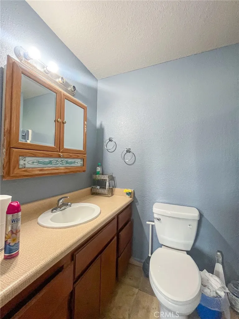 30 Weedy Way Oroville, CA 95966