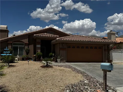 66132 Avenida Cadena