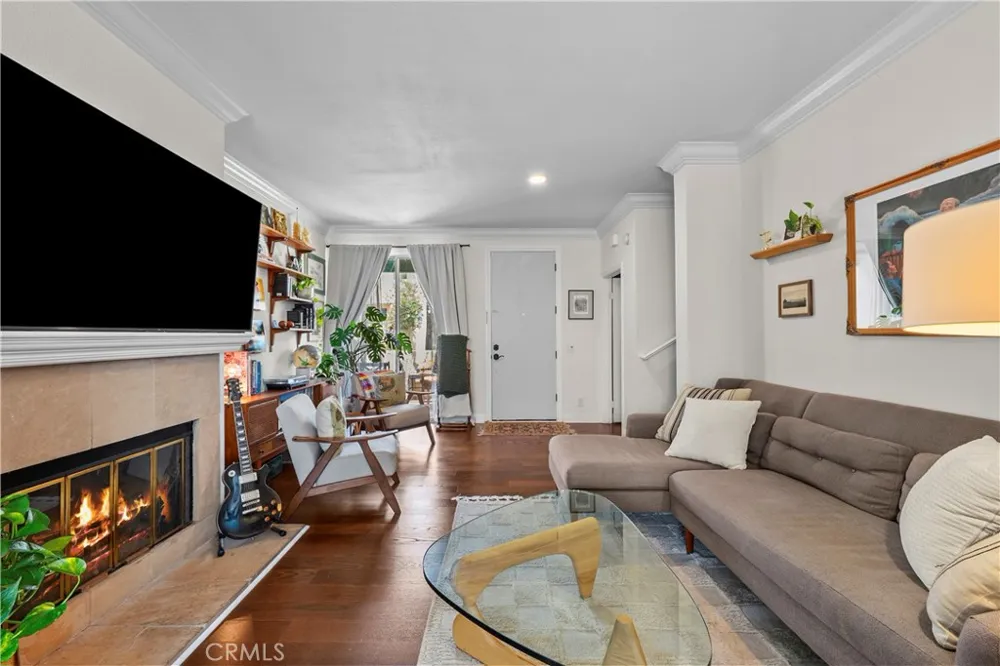 13901 Olive View Lane #27 Sylmar, CA 91342