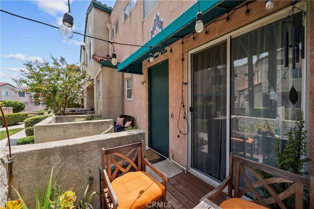 13901 Olive View Lane #27 Sylmar, CA 91342