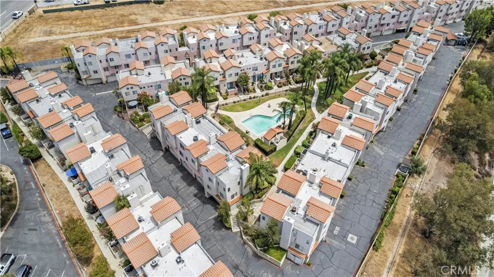 13901 Olive View Lane #27 Sylmar, CA 91342