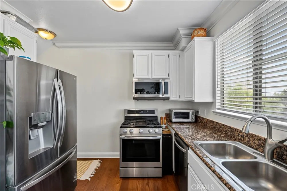 13901 Olive View Lane #27 Sylmar, CA 91342
