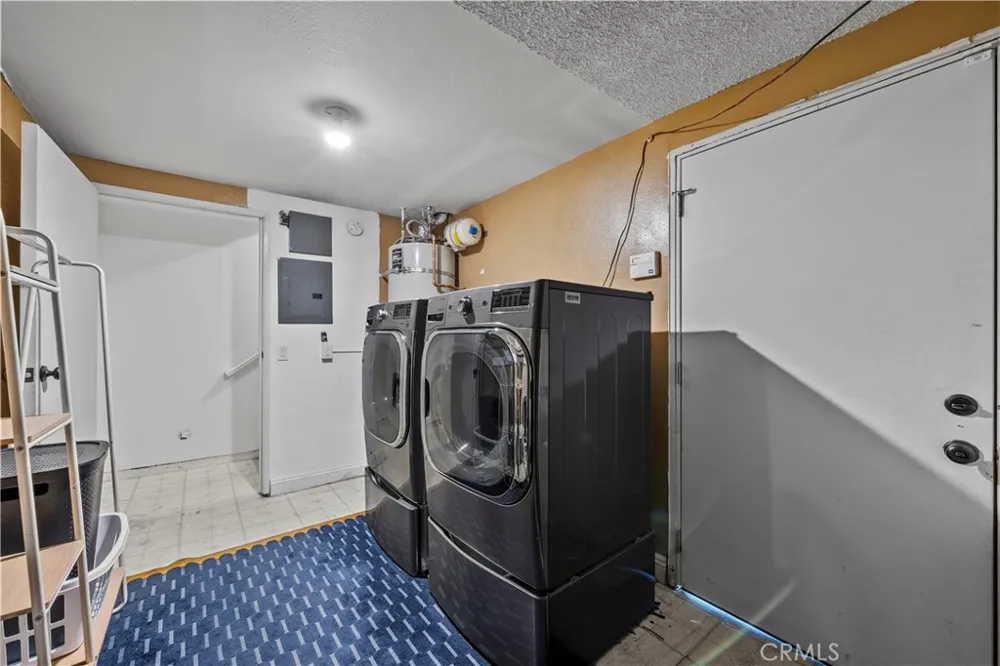 13901 Olive View Lane #27 Sylmar, CA 91342