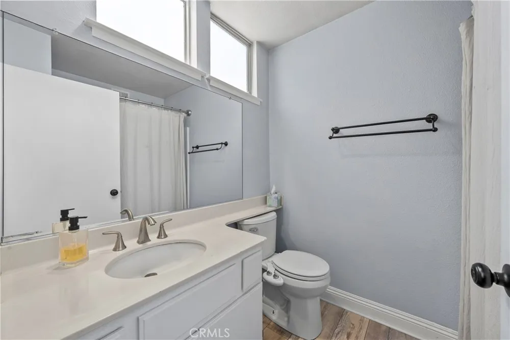 13901 Olive View Lane #27 Sylmar, CA 91342