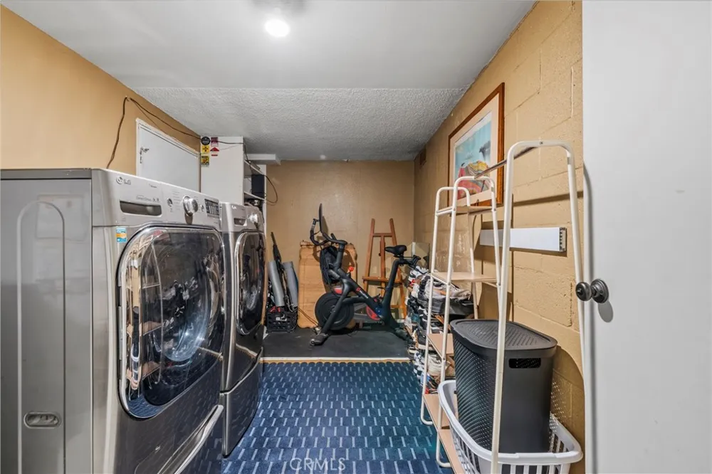 13901 Olive View Lane #27 Sylmar, CA 91342