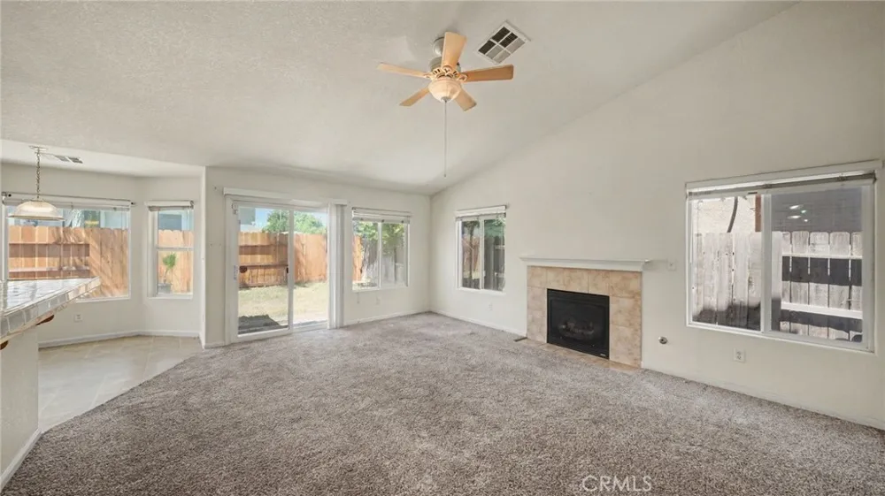 2204 W Sweet Water Court Merced, CA 95348