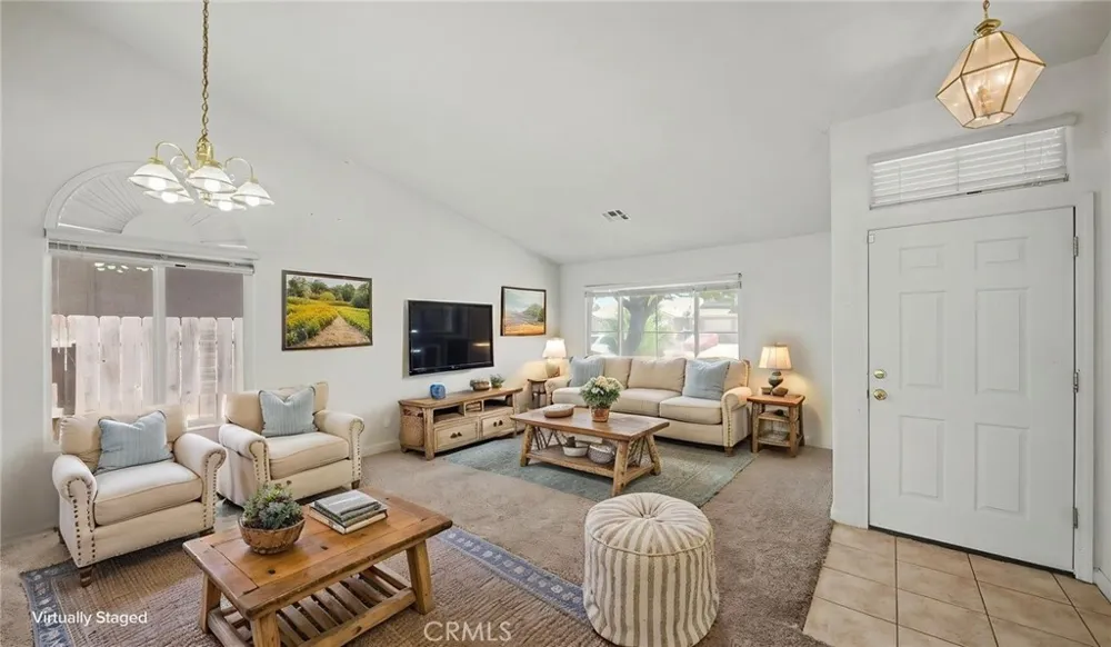 2204 W Sweet Water Court Merced, CA 95348