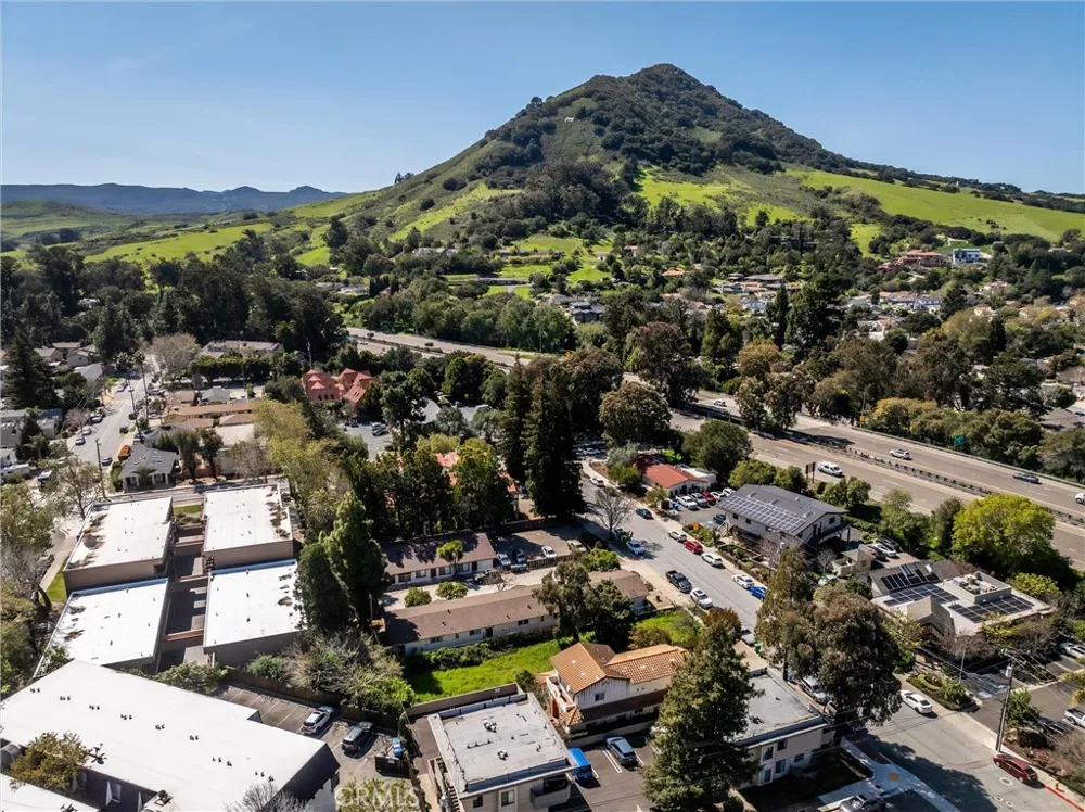 879 Walnut Street San Luis Obispo, CA 93401