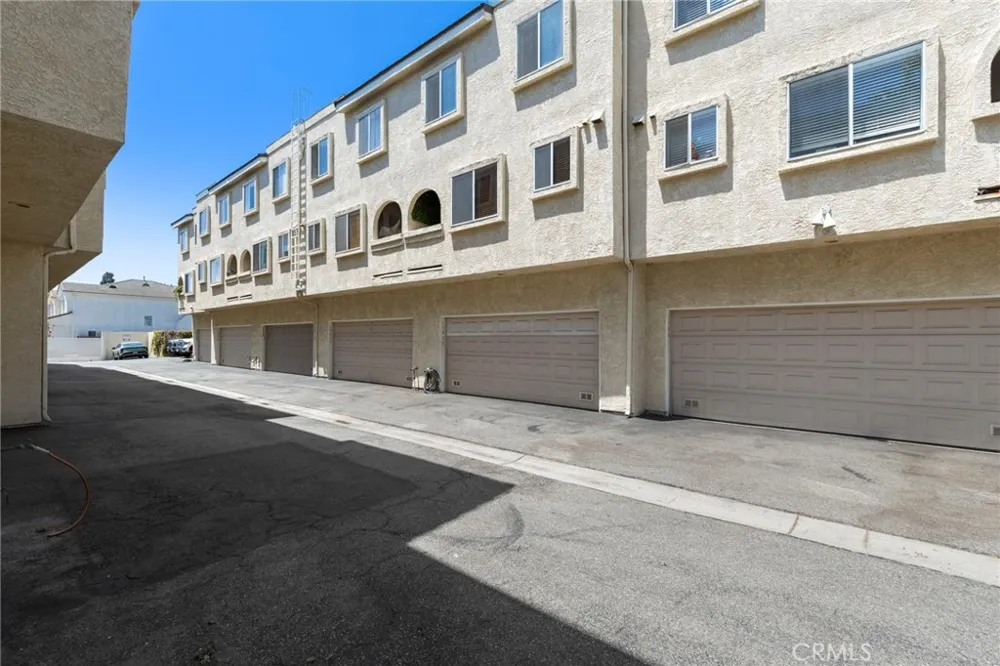 15809 Venus Place Gardena, CA 90249