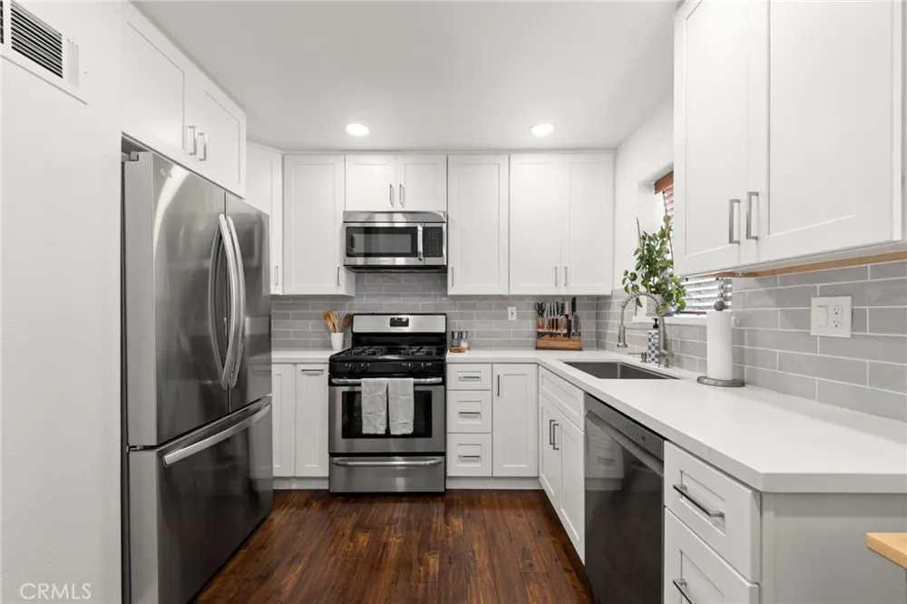 15809 Venus Place Gardena, CA 90249