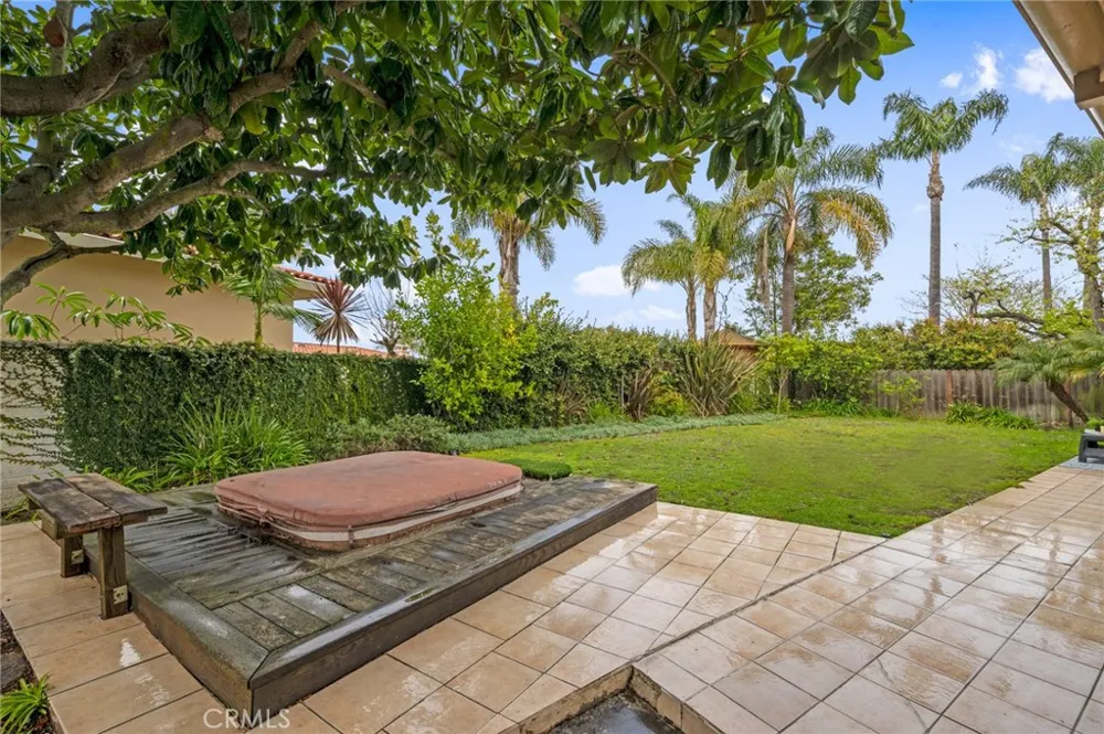 1557 Granvia Altamira Palos Verdes Estates, CA 90274