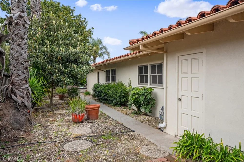 1557 Granvia Altamira Palos Verdes Estates, CA 90274
