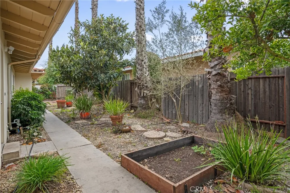 1557 Granvia Altamira Palos Verdes Estates, CA 90274